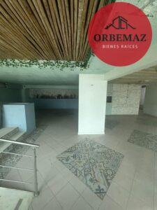 Local 2 en renta, Plaza Oropesa, Av. Samarkanda, Centro, Villahermosa, Tabasco
