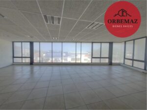 Local en renta, nivel 1 y 2, Av. Universidad, Colonia Casa Blanca; Villahermosa, Tabasco