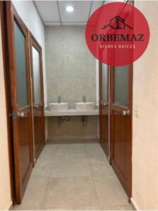 Local en renta, nivel 1 y 2, Av. Universidad, Colonia Casa Blanca; Villahermosa, Tabasco