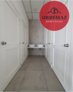 Local en renta, nivel 1 y 2, Av. Universidad, Colonia Casa Blanca; Villahermosa, Tabasco