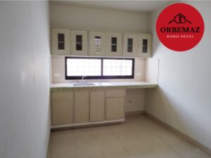 Oficinas en renta, Fraccionamiento Tulipanes, calle Centenario; Villahermosa, Tabasco